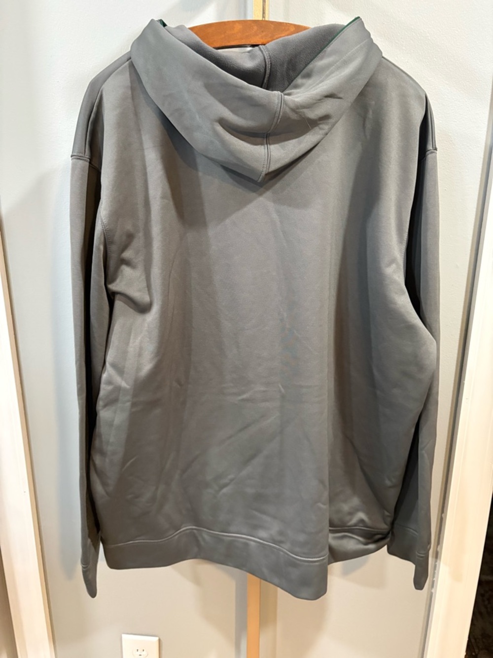 NFL Gray Hoodie with Green Packers Logo and Drawstrings - Picture 5 of 5